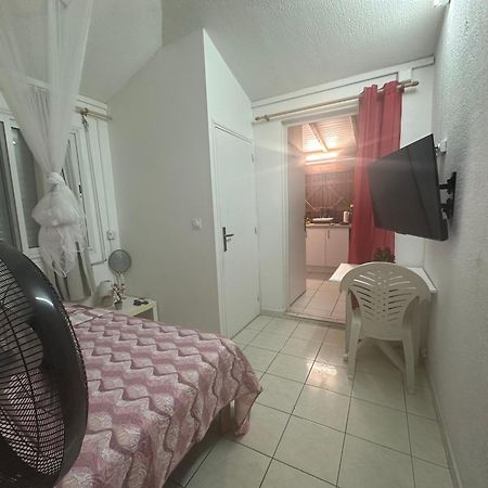 Appt F2 Bellissima Apartment Baie-Mahault Exterior photo